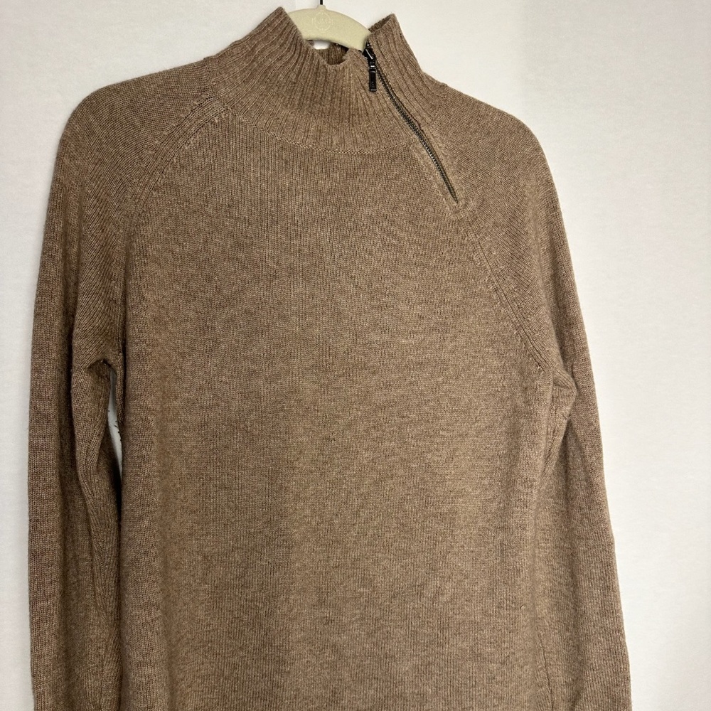 Garnet Hill 100% Thick Cashmere knit sweater.